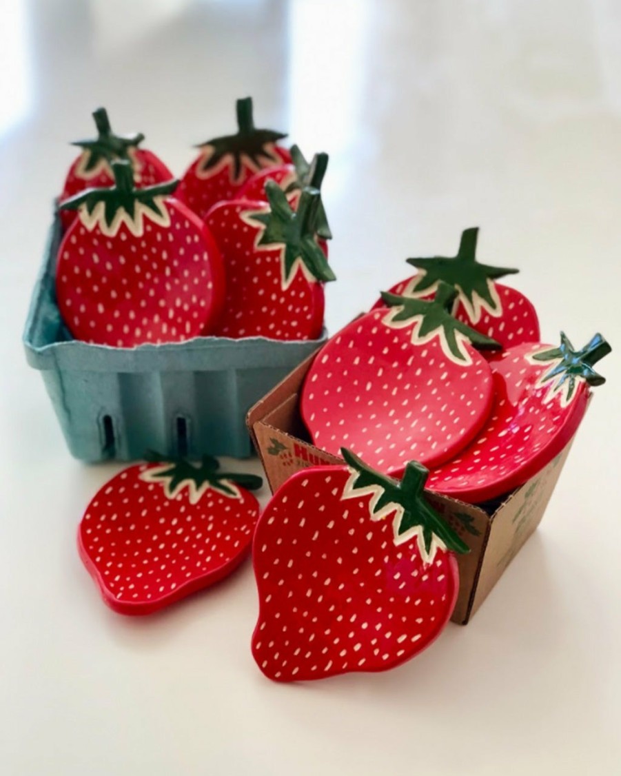 Living SMO Ceramics | Strawberry Dish