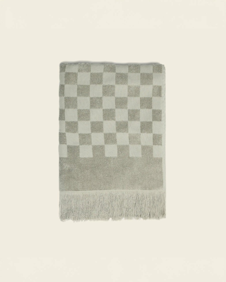 Living Happy Place | Plush Checkered Bath Towel - Sage