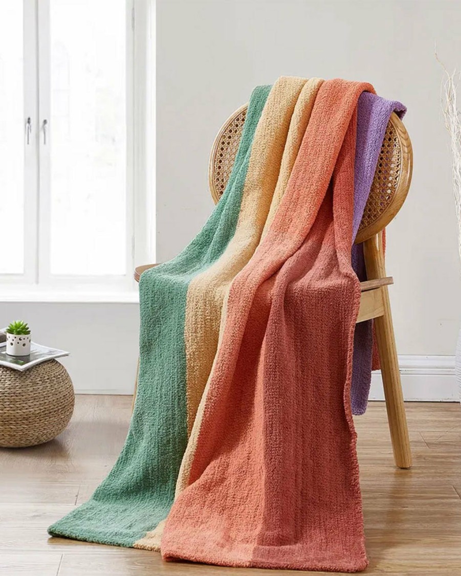 Living Sunday Citizen | Rainbow Throw